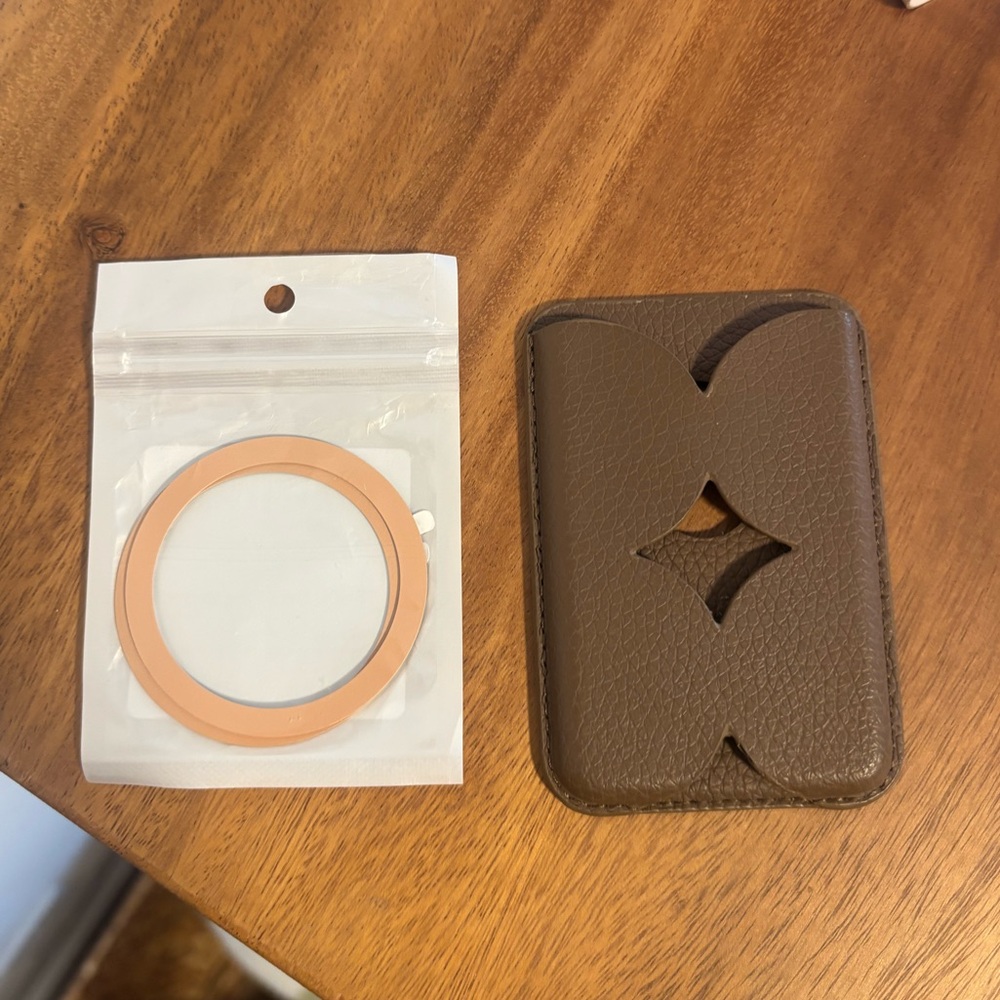 Luner - Eco Leather Magnetic Side-Access Card Wallet Compatible with Magsafe